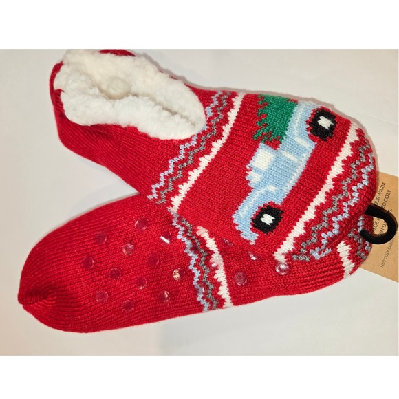 Northeast Outfitters Shoes - Northeast Outfitters Women's Cozy Cabin Slipper Socks Red Christmas SZ 5-10‎